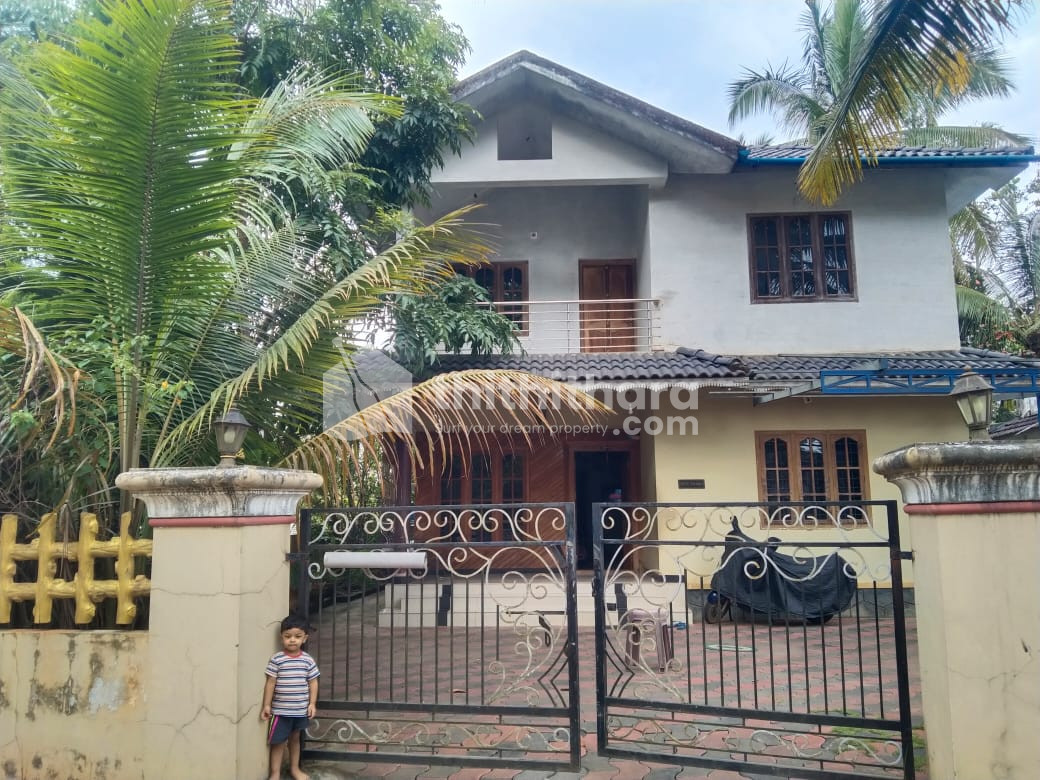 4 BHK HOUSE FOR SALE AT KARAKKANDY ,SULTHAN BATHERY