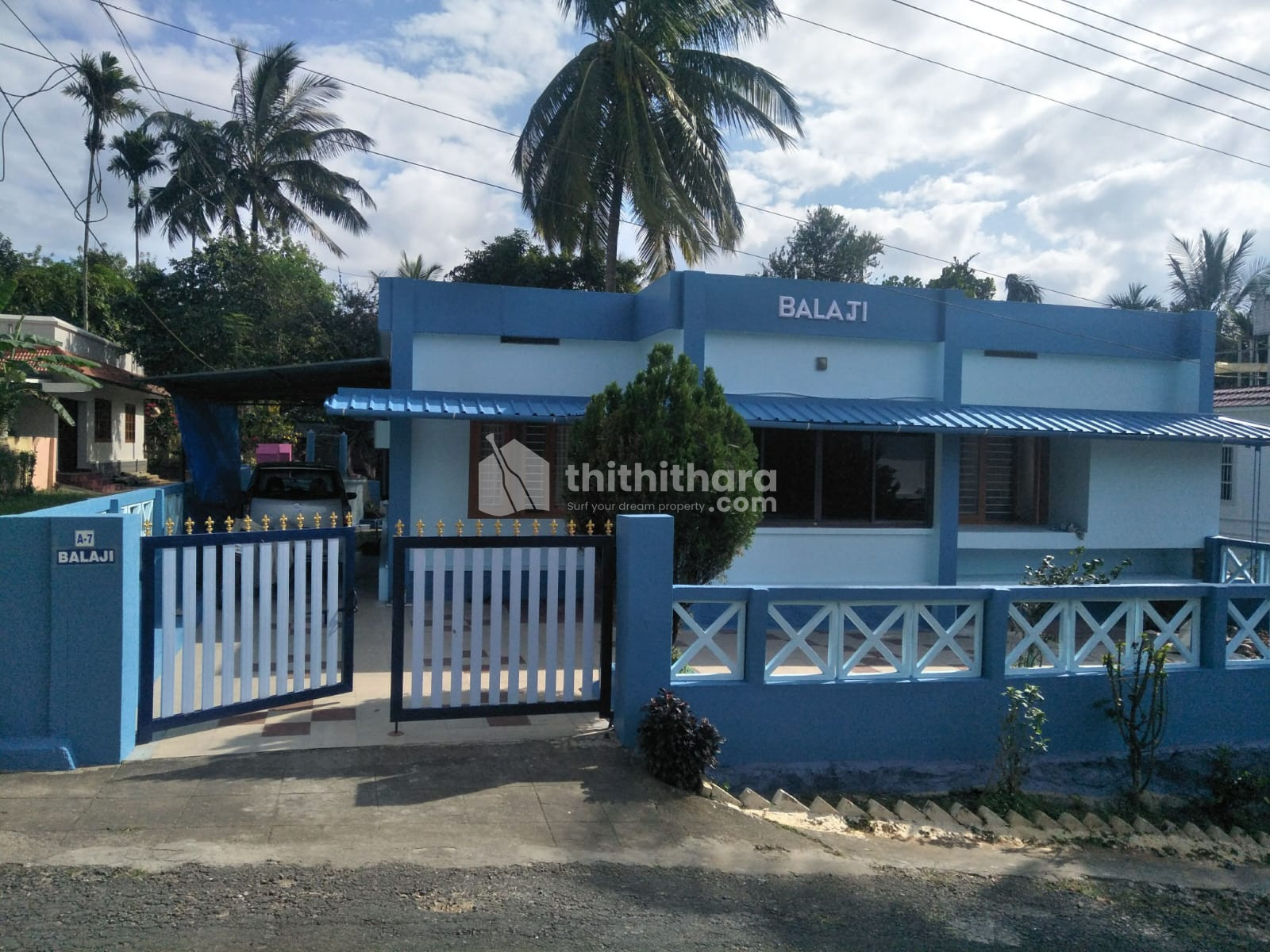 4 BHK HOUSE FOR SALE AT KARAKKANDY ,SULTHAN BATHERY