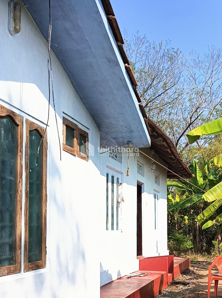 59 cents land with 1000 sqft House for sale in Pazhoor, Piravom, Ernakulam
