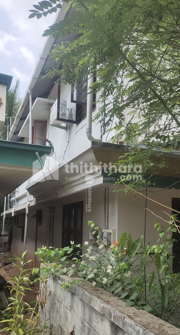 House for sale at Kunnamkulam Thrissur